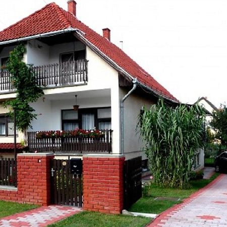 Margo Apartman Fonyód Buitenkant foto