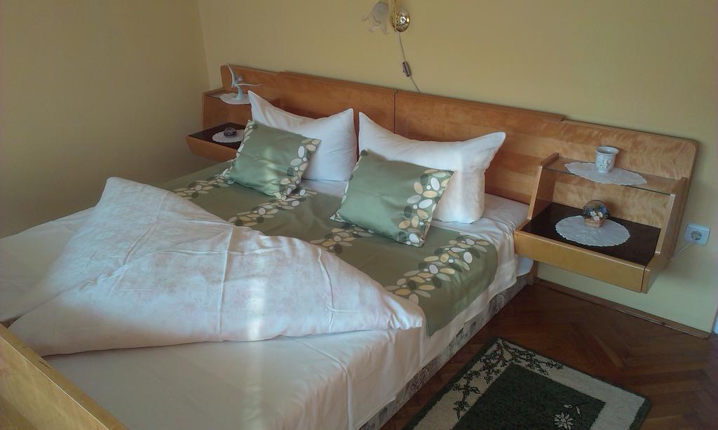 Margo Apartman Fonyód Buitenkant foto