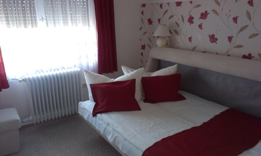 Margo Apartman Fonyód Buitenkant foto